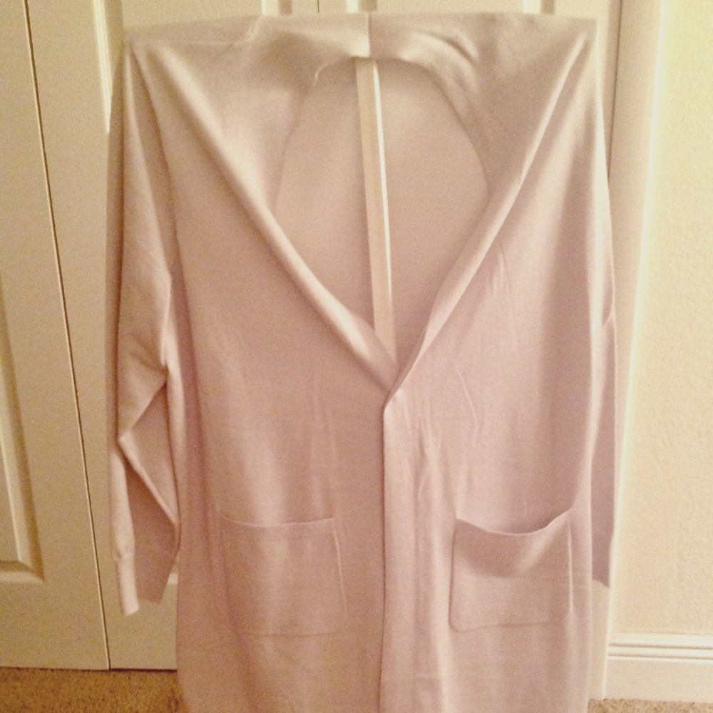 Tint & Shadow Woman Sweater
